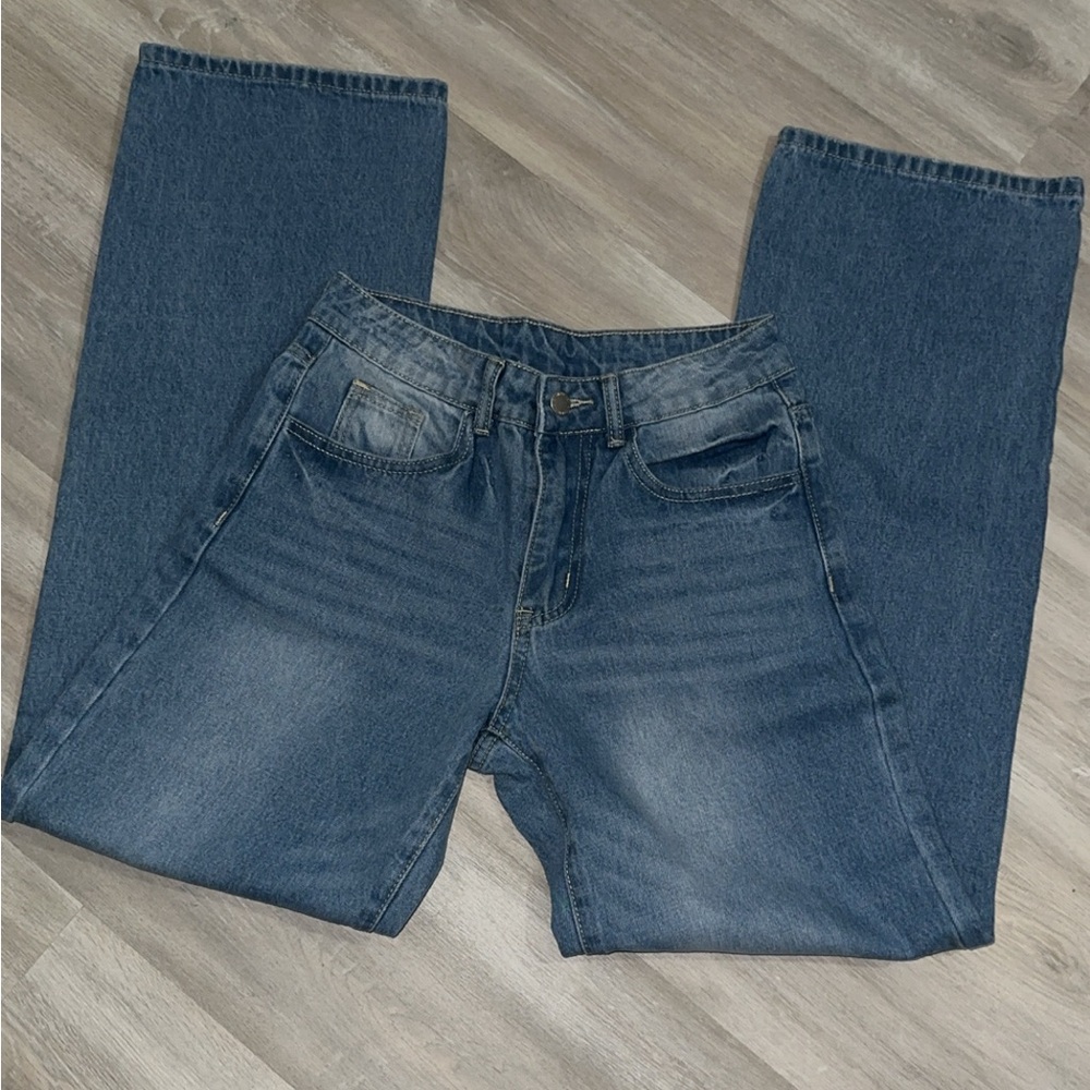 SHEIN Blue Straight Jeans Classic Denim Style